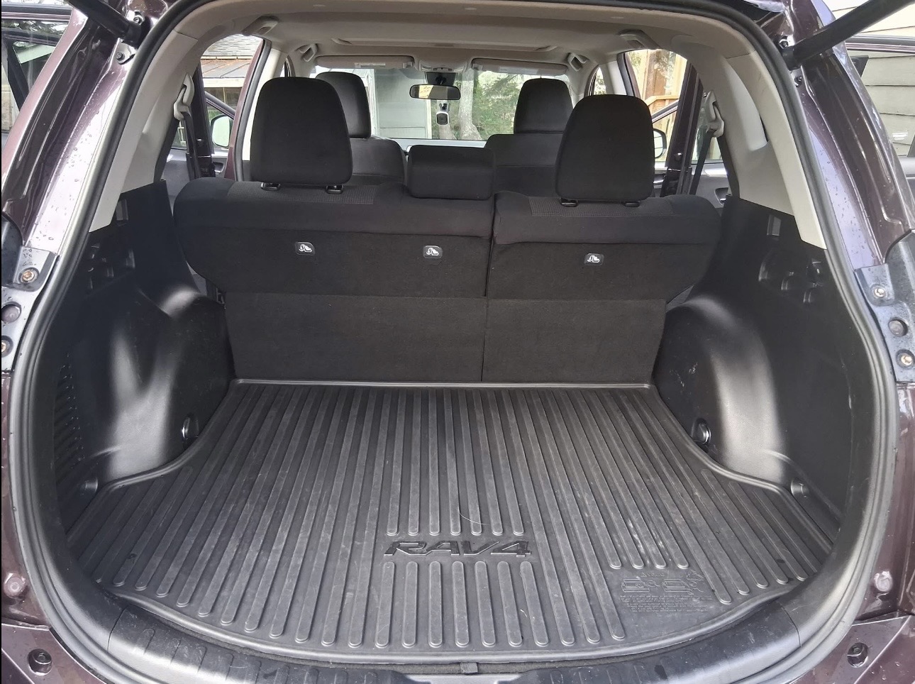 Cargo Area · Factory Fresh
